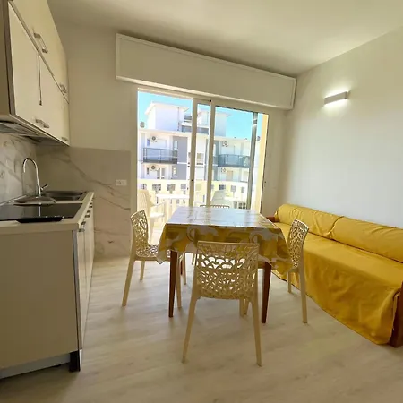Apartamento Bright Flat With Terrace Overlooking The Sea Bibione