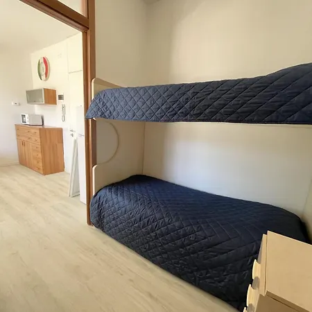 Apartamento Bright Flat With Terrace Overlooking The Sea